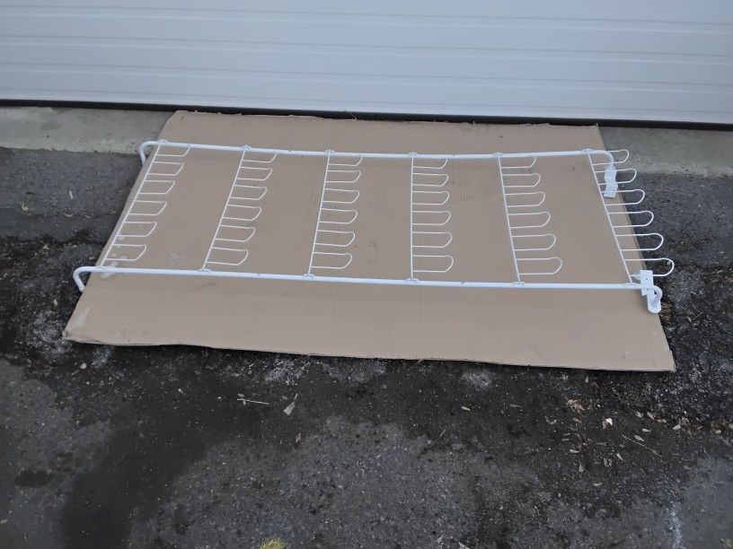 Nice White All Steel Shoe Rack Holds 18 Pairs Of Shoes And With Door Brackets New. 