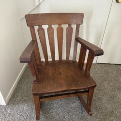 Rocking Chair 