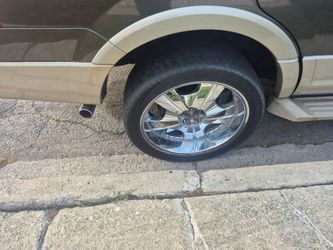23 universal rim and tire