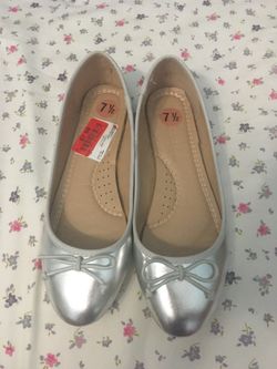 $5 SHOES ONLY WORN ONCE!
