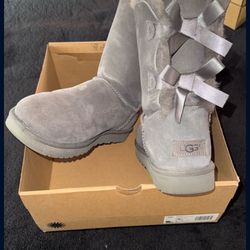 W Bailey Bows Gray Ugg Boots