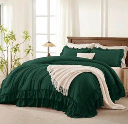 King Size Dark Green Ruffle 3 Piece Comforter Set, Shabby Chic Soft Lightweight