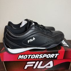 FILA Women’s Exalade 6 Sneaker Black-White 