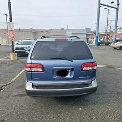 2003 Toyota Sienna