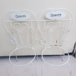 "Flowers" White Flower Pot Holders (2)