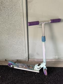 Elsa Frozen Scooter