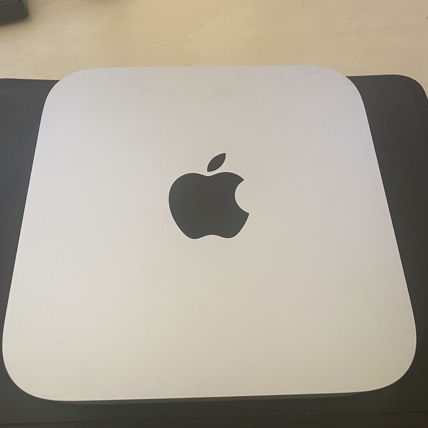 Late 2014 Mac Mini i7 16GB 2TB Fusion (LIKE NEW) for Sale in Los