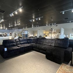 7PC Power Reclining Sectional