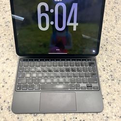 Like New! iPad Pro 13-Inch