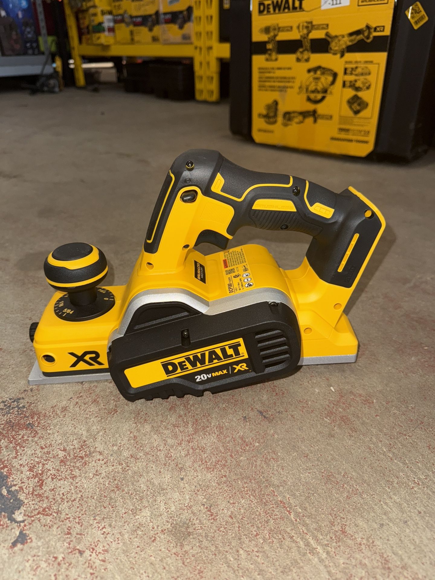 DeWALT 20V XR 3-1/4” Planer (tool only)