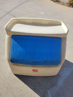 Free toy box