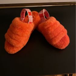 UGG slippers - Brand New
