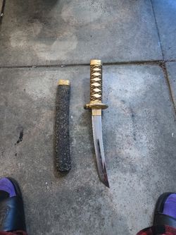 Short sword