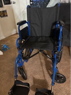 Drive Medical Blue Streak Wheelchair - silla de ruedas marca blue streak