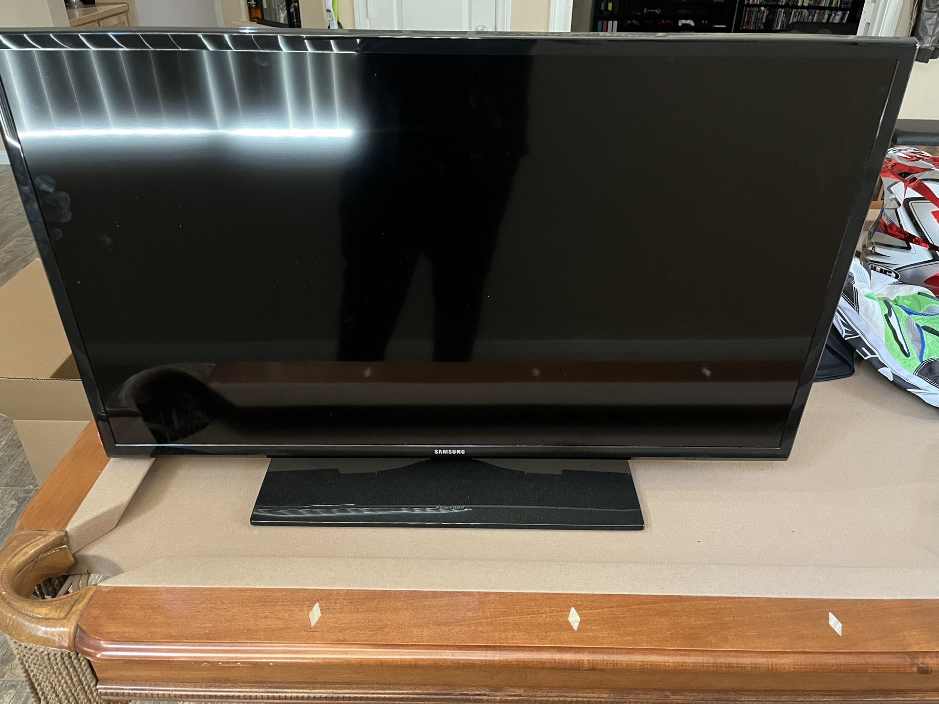 Samsung 40 Inch Led Tv With Stand 