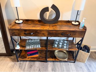 Console/entry table