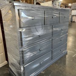 Oder Pinewood Grey 9 Drawers New $429