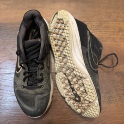 Nike Women's Size 7 Alpha Huarache Elite 2 Turf Cleat