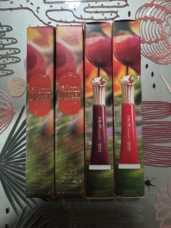 r.e.m. beauty x Wicked Plumping Lip Gloss Set