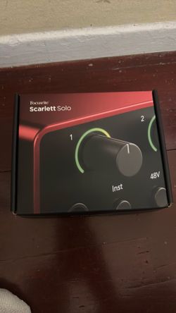 Scarlett solo 4th gen and sterling studio headphones