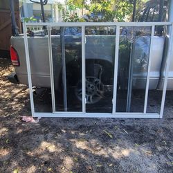 # Ventana corrediza 73 x50