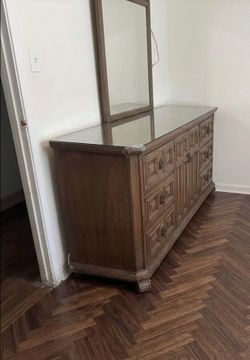 Vintage 1970s Brutalist Oak Triple Dresser & Mirror – Mid-Century Spanish Revival