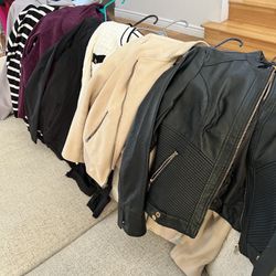 Women’s Fall/Winter Closet Lot – Jackets & Sweaters Size M