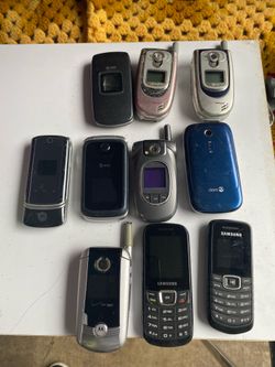 10 vintage Cellphones ( Bundle)