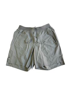 Lululemon License to Train Shorts Men’s Medium Linerless Gray Gym Workout 7”