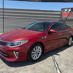 2018 KIA Optima