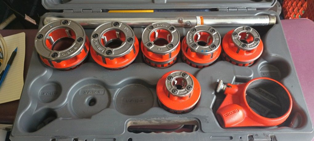 Ridgid pipe threader set