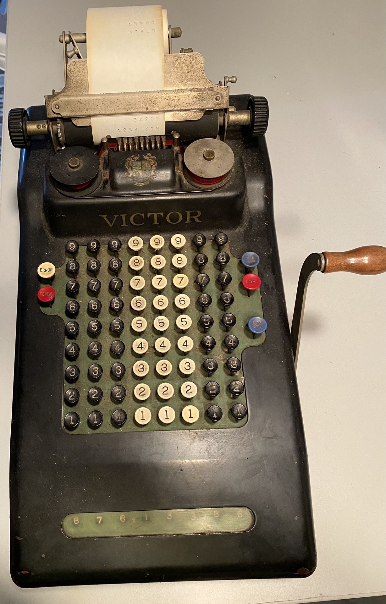 Antique Victor Adding machine !