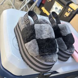 Ugg Sandals 