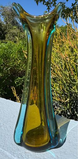 Vintage  Murano Sommerso Ribbed Vase Flame Rim, Blue w/Amber Core, Italy MCM 6 Fingers.