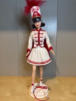 2001 Mattel Coca-Cola Collector Edition Majorette Barbie doll