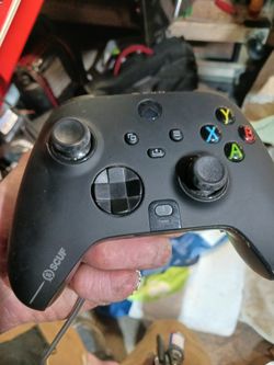 4 Wireless Xbox/PC Controllers 