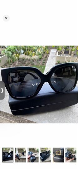 Authentic Versace Black Oversized Women’s Sunglasses w case