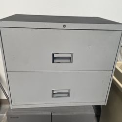 2 draw file cabinet  🗄️ with key 🔑