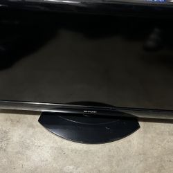 Sharp AQUOS TV. Read description