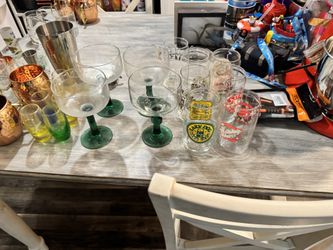 Assorted Glass/Drinkware