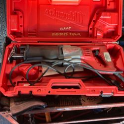 Milwaukee Sawzall 12 Amp