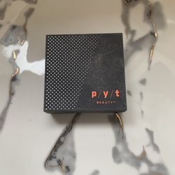 New PYT Beauty highlighter Makeup 
