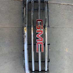 2007-2013 GMC Sierra Front Bumper Grille 
