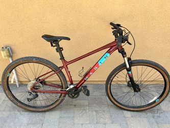 Marin Bobcat Trail 4 Mountain Bike