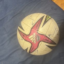 Adidas Conext 21 League Ball