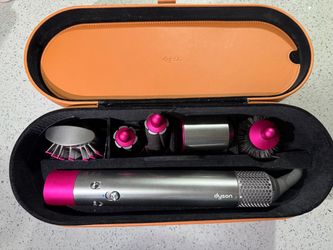 Dyson Airwrap Multi-Styler with Case and Attachments