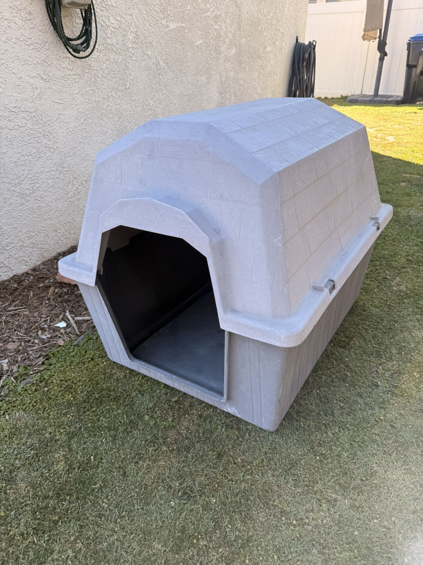 Dog house