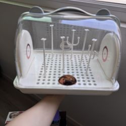 Baby Bottle Sterilizer – Excellent Condition