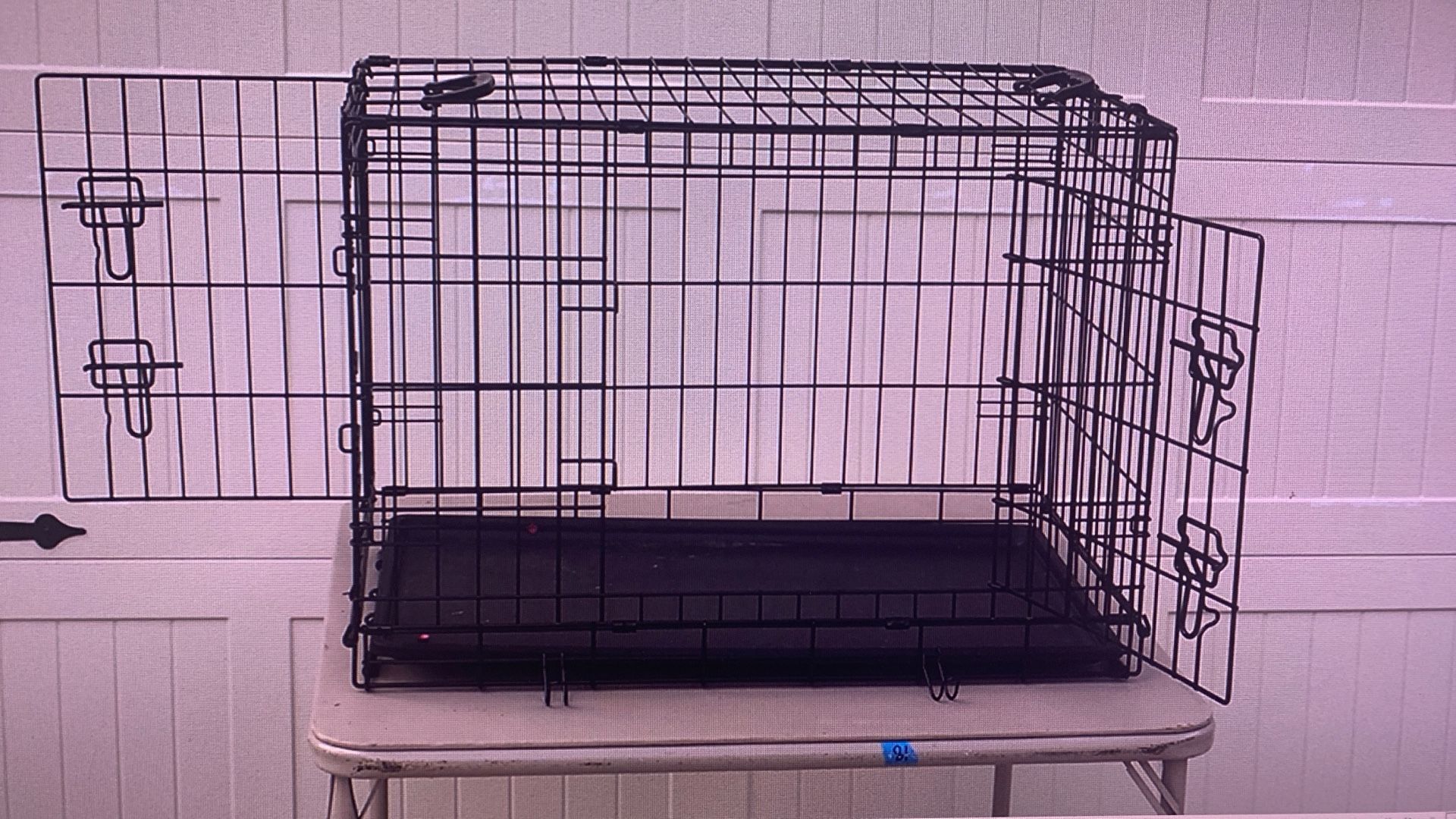 30” Dual Door Dog Crate Like New