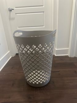 Laundry hamper x2